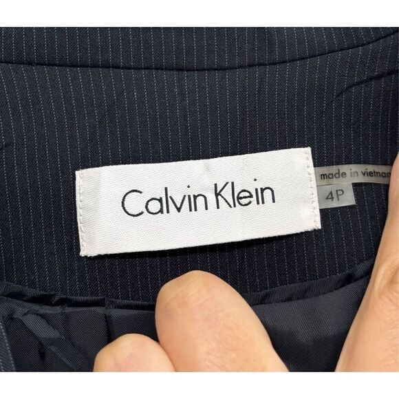 Calvin Klein Blazer Size 4P Office Two Button in Navy Front Pocket - Picture 9 of 10